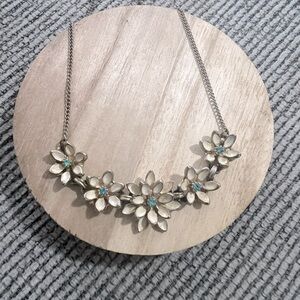 Vintage necklace, white petal flowers with blue gemstones, 14 inch chain